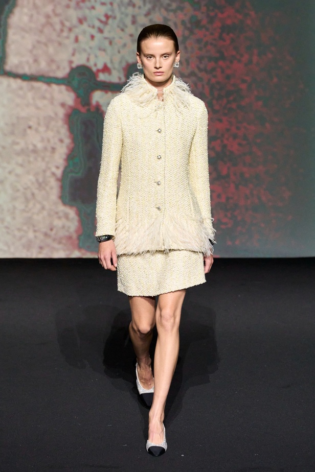 مجموعة CHANEL لربيع 2023 تترجم السحر السينمائي وتستكشف حرية المرأة وأنوثتها