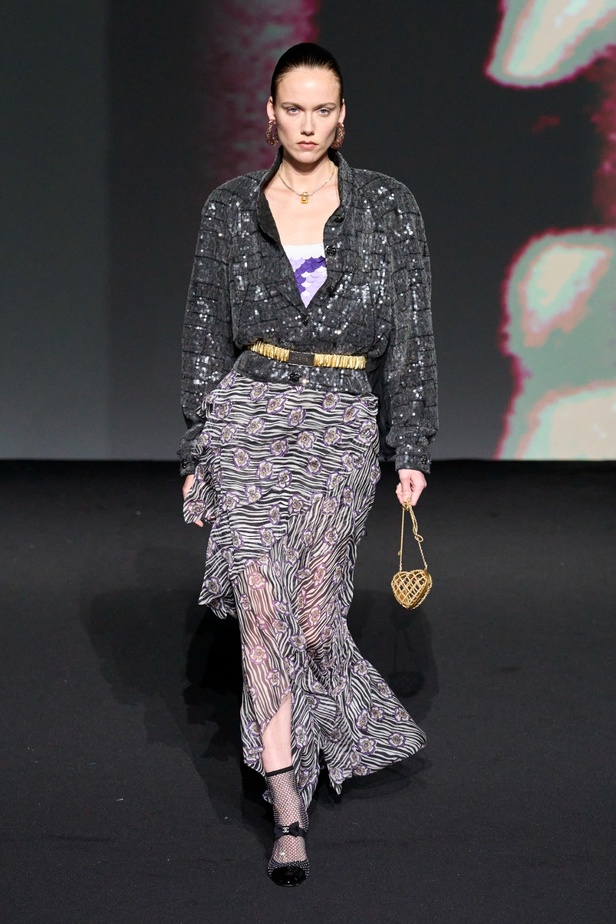 مجموعة CHANEL لربيع 2023 تترجم السحر السينمائي وتستكشف حرية المرأة وأنوثتها