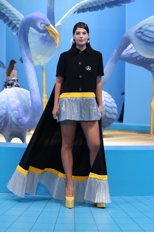 مجموعة جورج حبيقة لربيع وصيف 2023 من وحي طائر الفلامينغو