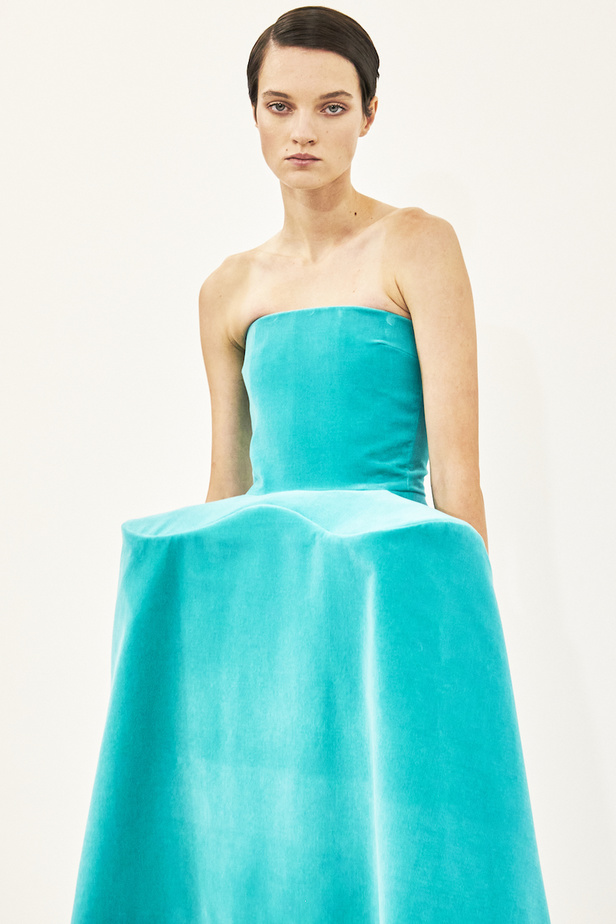 مجموعة Loewe لموسم ربيع وصيف 2023