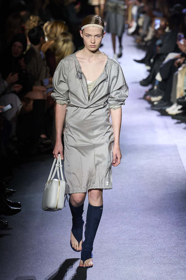 مجموعة ميو ميو لموسم ربيع وصيف 2023