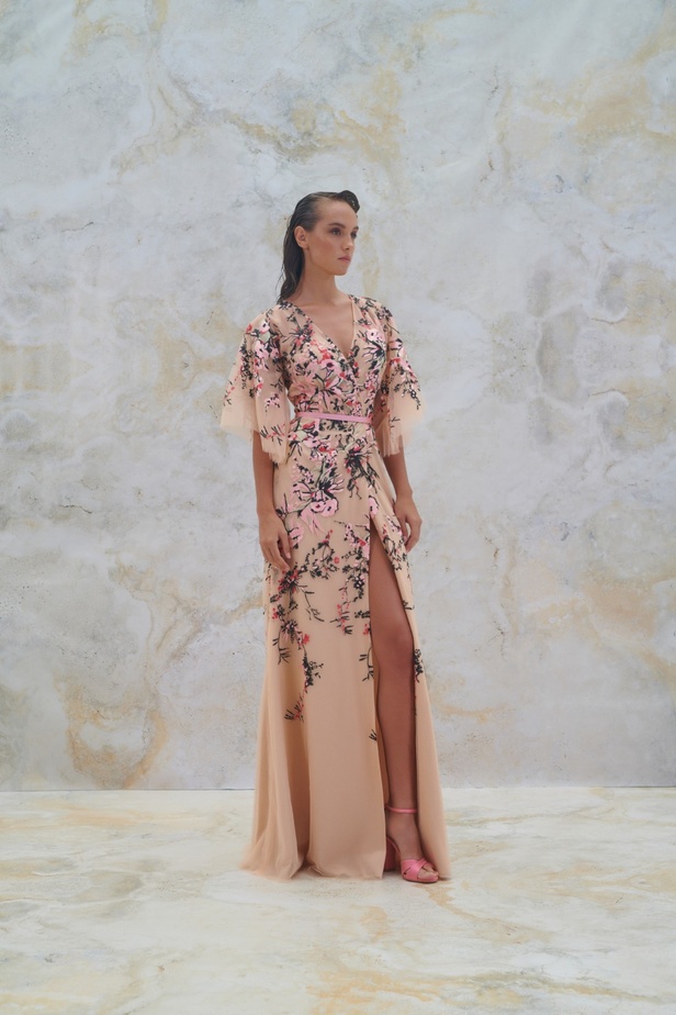 مجموعة Rami Al Ali لربيع وصيف 2023 صورة مُنمّقةً للأناقة المعاصرة