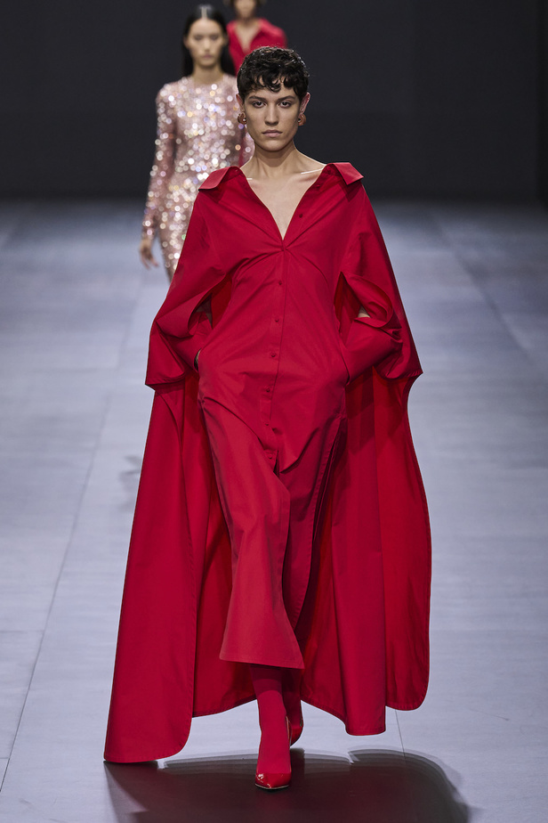 من مجموعة فالنتينو لموسم ربيع وصيف 2023