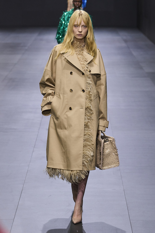 من مجموعة فالنتينو لموسم ربيع وصيف 2023