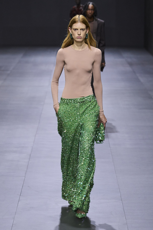 من مجموعة فالنتينو لموسم ربيع وصيف 2023