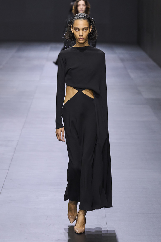 من مجموعة فالنتينو لموسم ربيع وصيف 2023