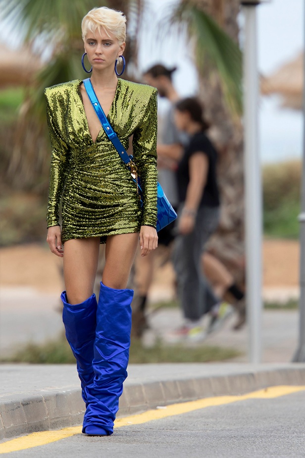 أبرز الإطلالات من مجموعة Alexandre Vauthier لربيع وصيف 2023