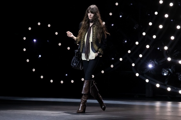 دار Celine تستبق أسبوع الموضة وتكشف عن مجموعة خريف وشتاء 2023