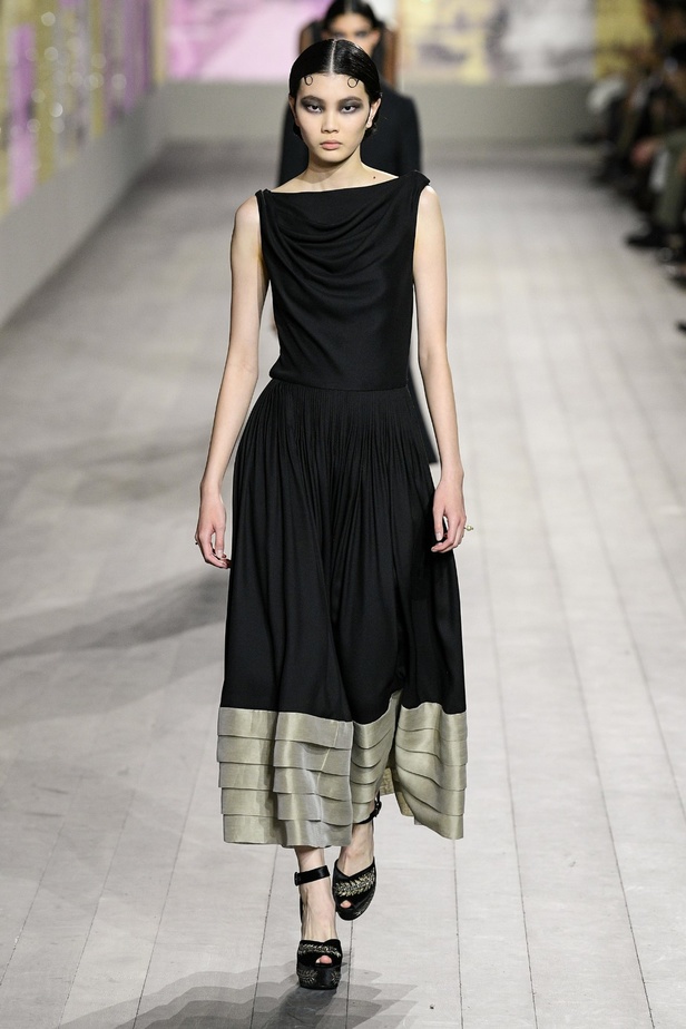 مجموعة Dior للتصاميم الراقية لموسم ربيع وصيف 2023... حِرفة أساسها الفكر