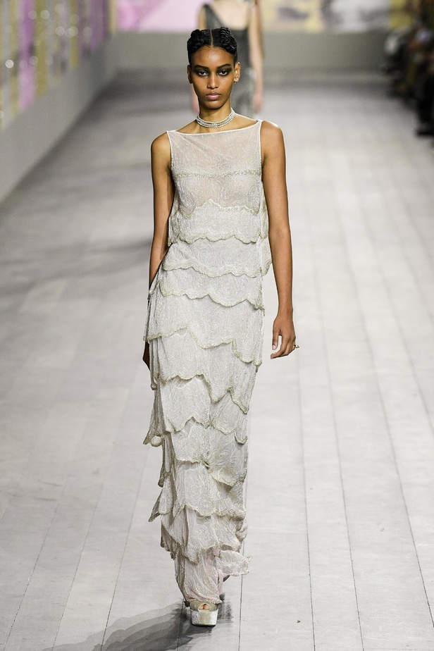 مجموعة Dior للتصاميم الراقية لموسم ربيع وصيف 2023... حِرفة أساسها الفكر