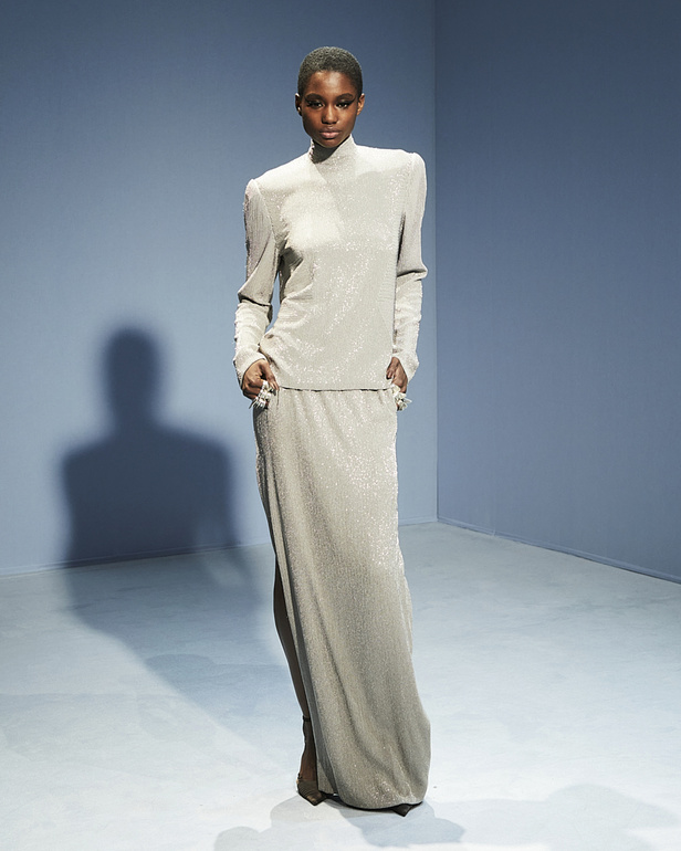 مجموعة Jean Paul Gaultier للهوت كوتور.. تصاميم حيوية للمرأة العصرية