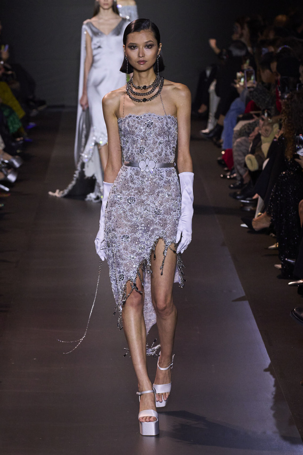 مجموعة جورج حبيقة للهوت كوتور 2023.. فخامة الشك والاناقة التي لا تزول