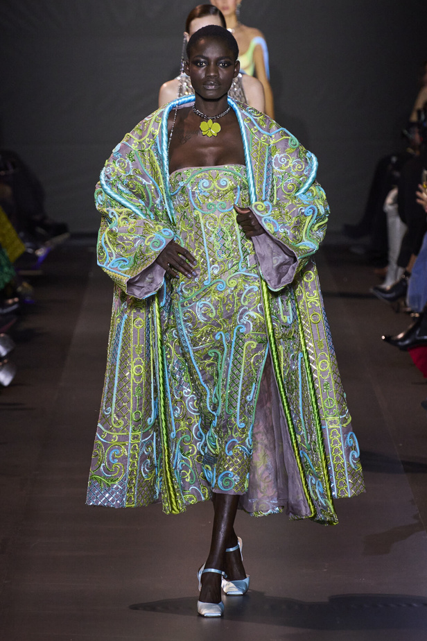 مجموعة جورج حبيقة للهوت كوتور 2023.. فخامة الشك والاناقة التي لا تزول