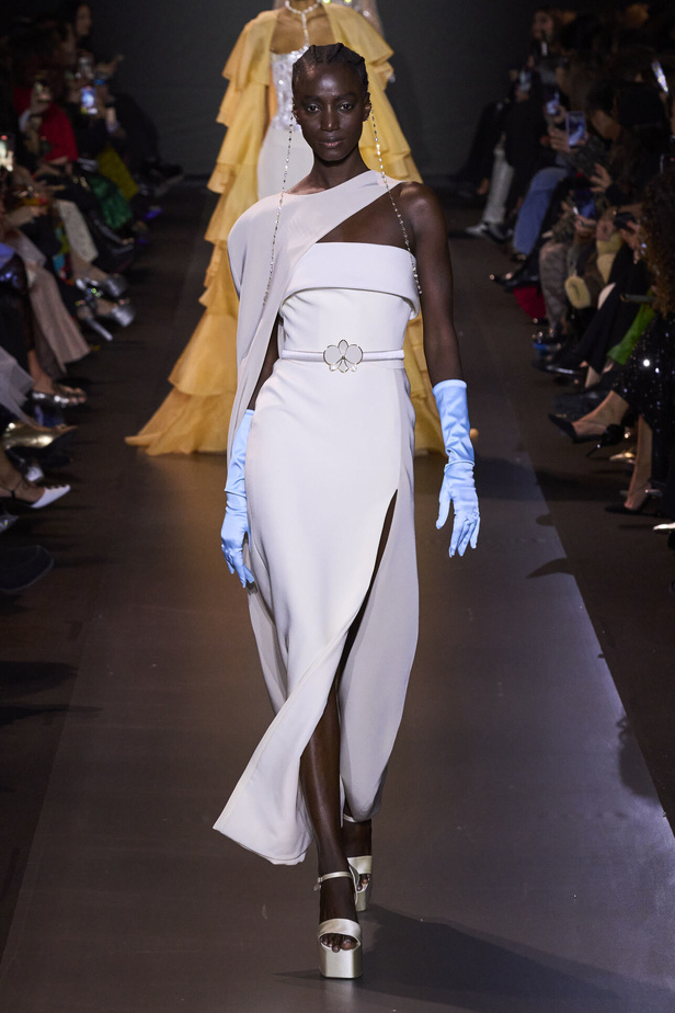 مجموعة جورج حبيقة للهوت كوتور 2023.. فخامة الشك والاناقة التي لا تزول