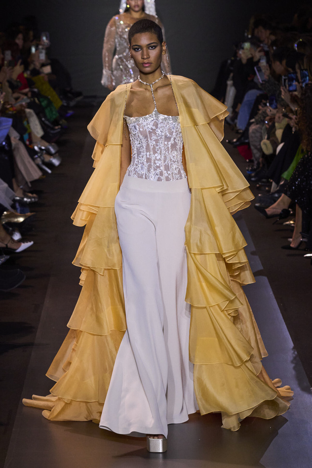 مجموعة جورج حبيقة للهوت كوتور 2023.. فخامة الشك والاناقة التي لا تزول