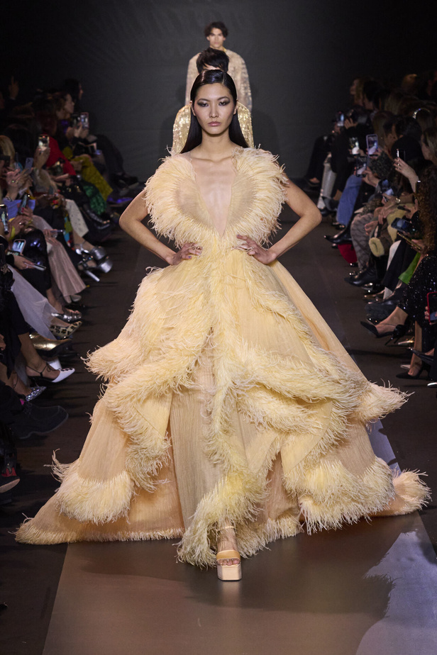 مجموعة جورج حبيقة للهوت كوتور 2023.. فخامة الشك والاناقة التي لا تزول