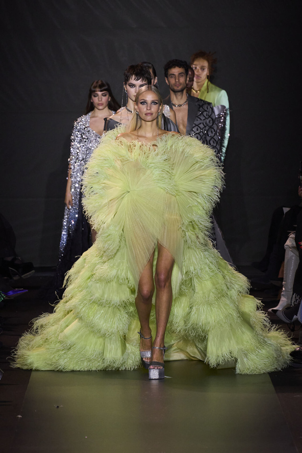 مجموعة جورج حبيقة للهوت كوتور 2023.. فخامة الشك والاناقة التي لا تزول