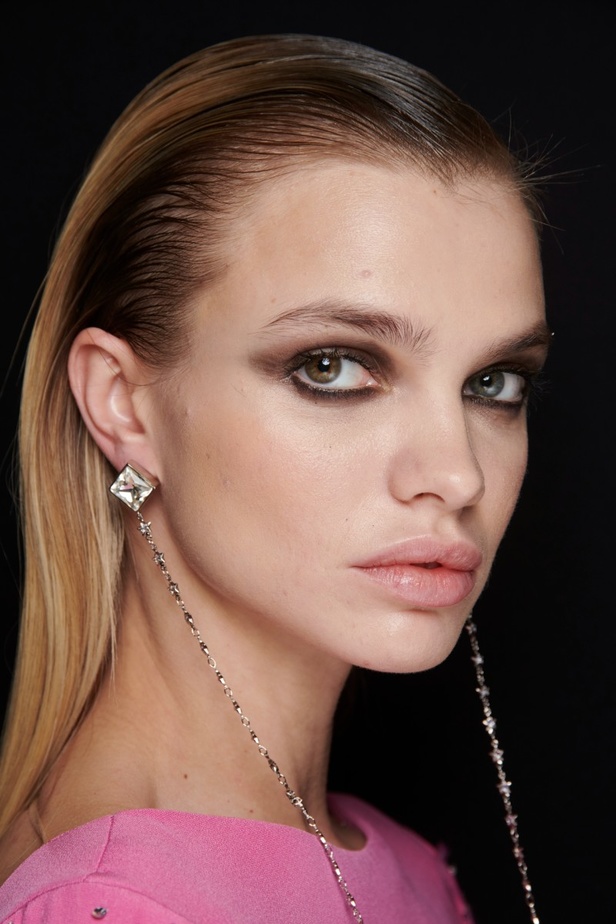 اطلالات جمالية من عرض جورج حبيقة للهوت كوتور 2023