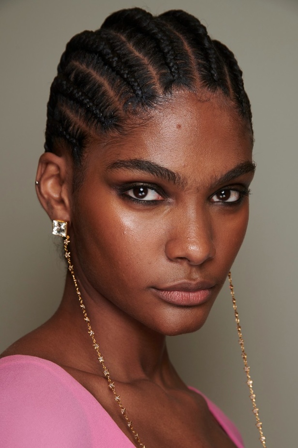 اطلالات جمالية من عرض جورج حبيقة للهوت كوتور 2023