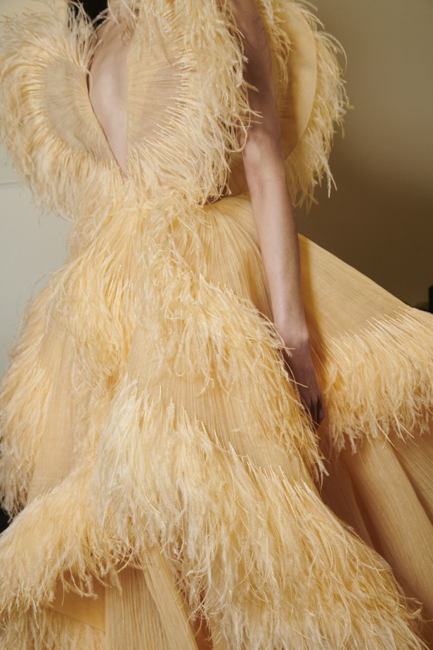 مجموعة جورج حبيقة للهوت كوتور 2023.. فخامة الشك والاناقة التي لا تزول