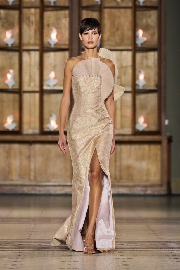 مجموعة رامي العلي للتصاميم الراقية: قصيدة تتغنّى بالمهارة الحرفية المثالية والتنفيذ الدقيق