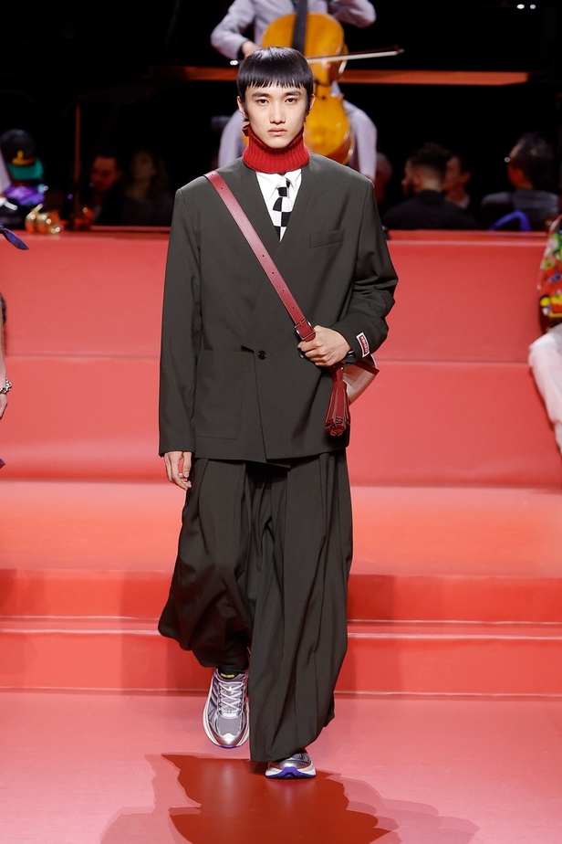 مجموعة KENZO لخريف وشتاء 2023 للنساء والرجال: مغامرة عبر الثقافات والعصور