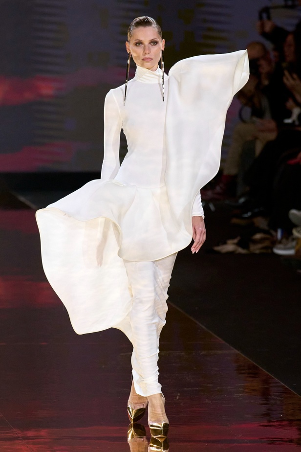 إرث البرازيل يلهم ستيفان رولاند في مجموعته الكوتور لربيع وصيف 2023 