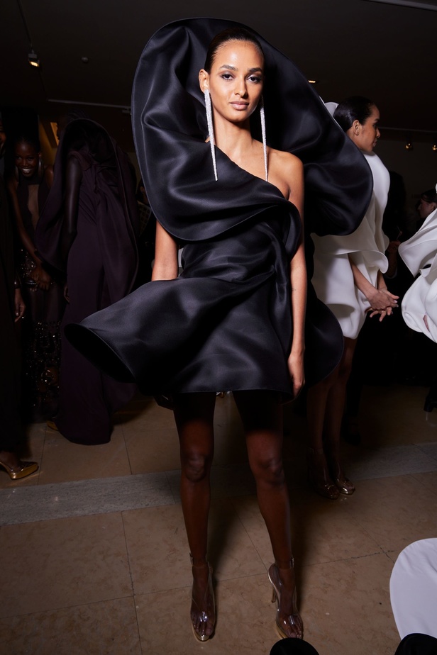 إرث البرازيل يلهم ستيفان رولاند في مجموعته الكوتور لربيع وصيف 2023 