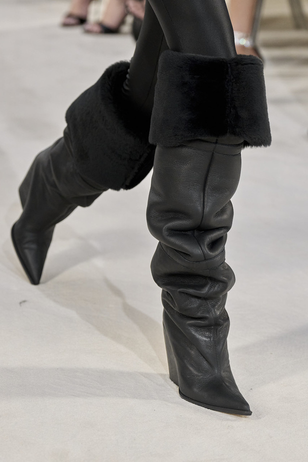 مجموعة الكسندر فوتييه للهوت كوتو لربيع وصيف 2023