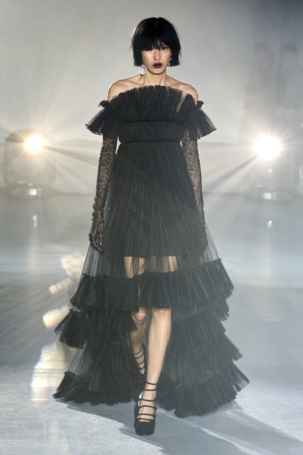 مجموعة Adeam لخريف وشتاء 2023-2024.