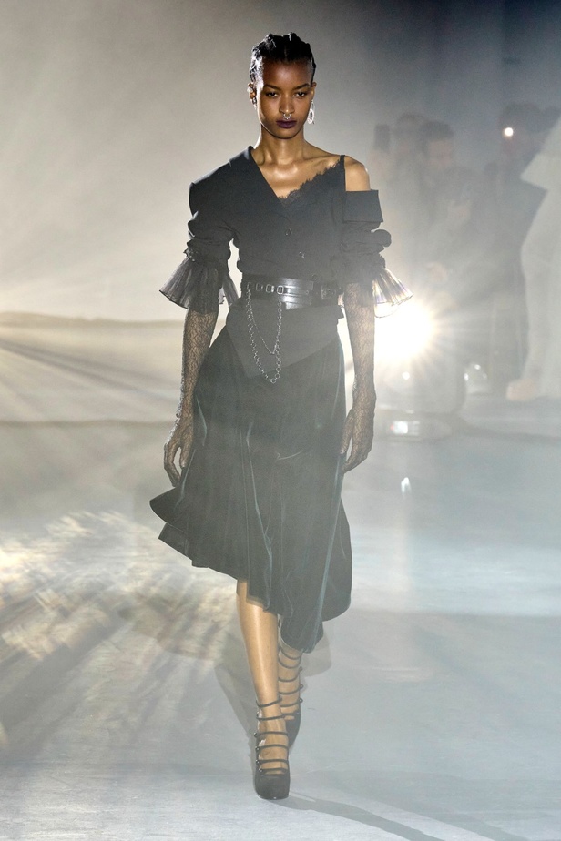 مجموعة Adeam لخريف وشتاء 2023-2024.