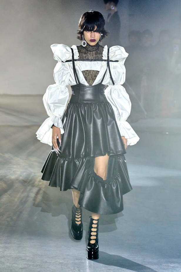 مجموعة Adeam لخريف وشتاء 2023-2024.