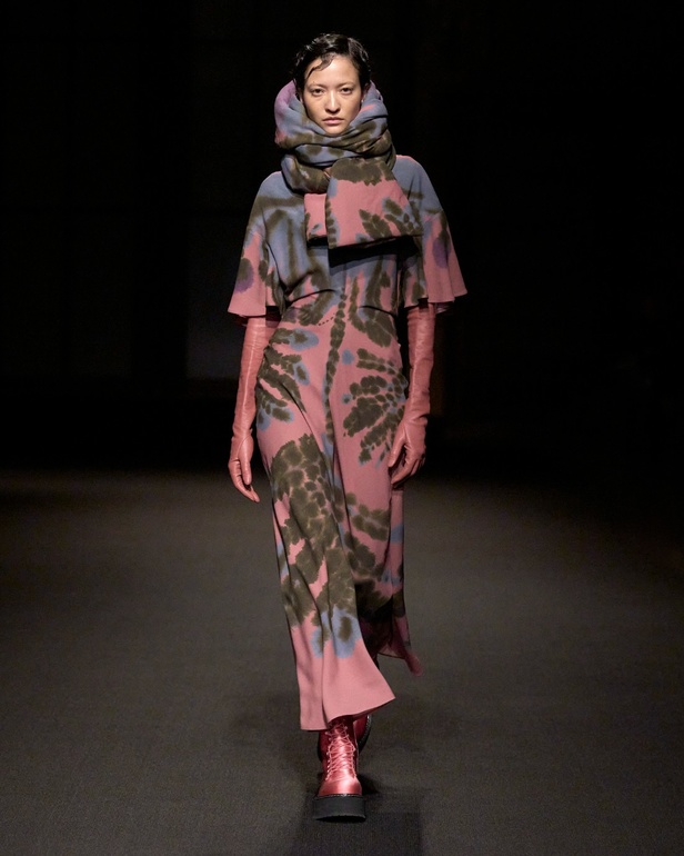 مجموعة Altuzarra لخريف وشتاء 2023-2024