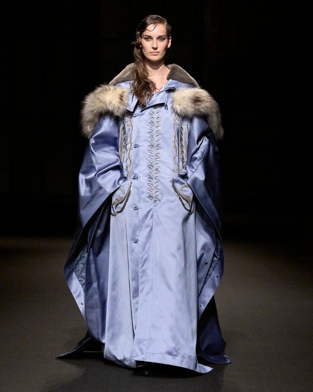 مجموعة Altuzarra لخريف وشتاء 2023-2024