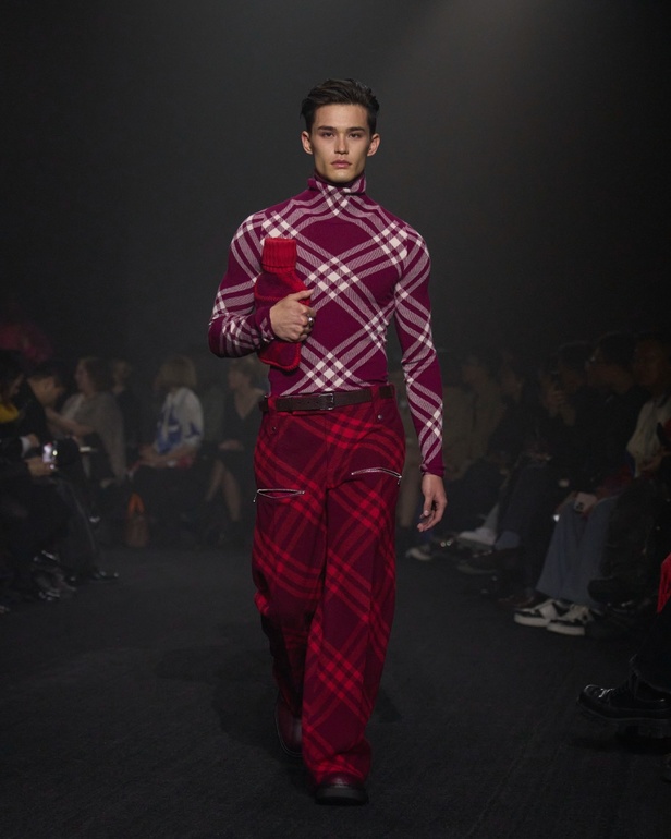 مجموعة Burberry لخريف وشتاء 2023-2024 