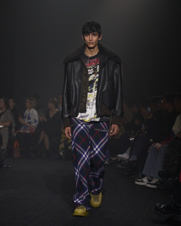 مجموعة Burberry لخريف وشتاء 2023-2024 