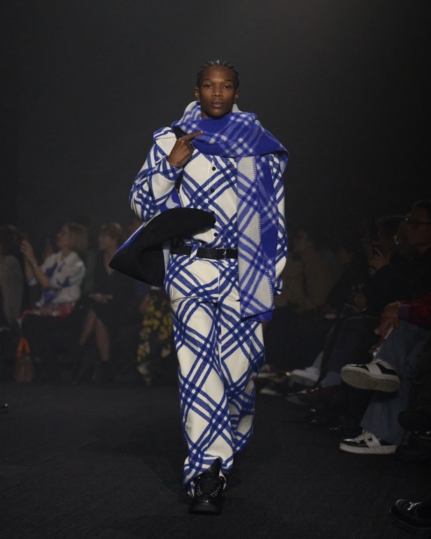 مجموعة Burberry لخريف وشتاء 2023-2024 