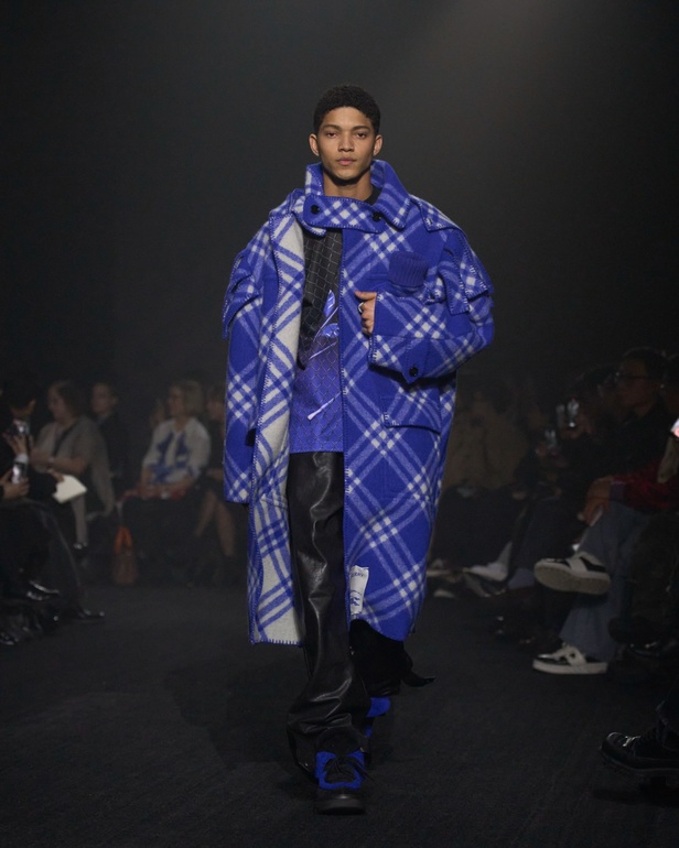 مجموعة Burberry لخريف وشتاء 2023-2024 