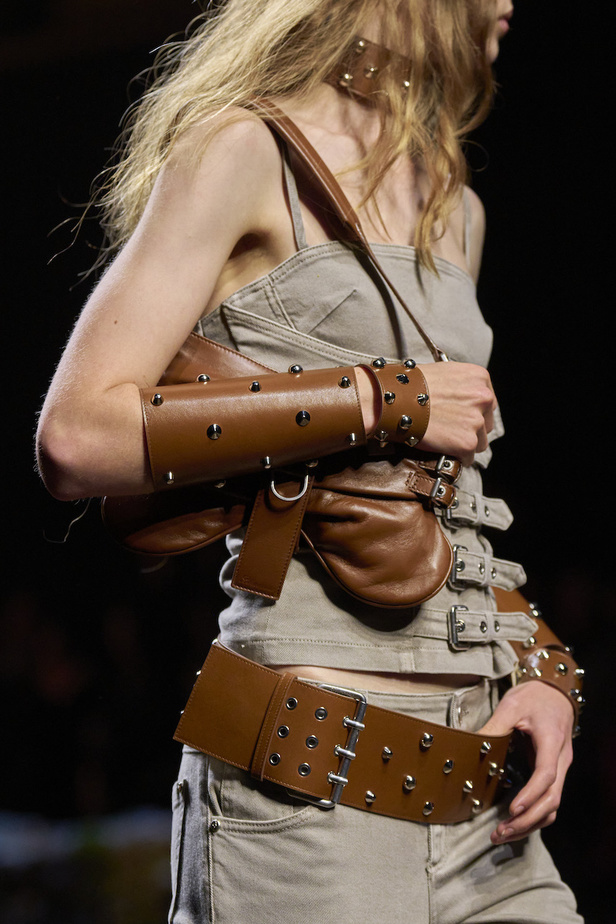 مجموعة بلومارين قصة ملحمية بطلتها جان دارك