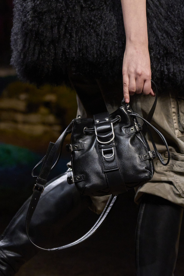 مجموعة بلومارين قصة ملحمية بطلتها جان دارك