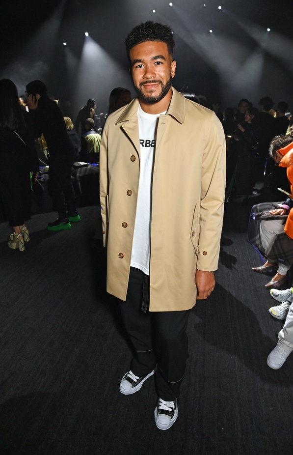 مجموعة Burberry لخريف وشتاء 2023-2024 