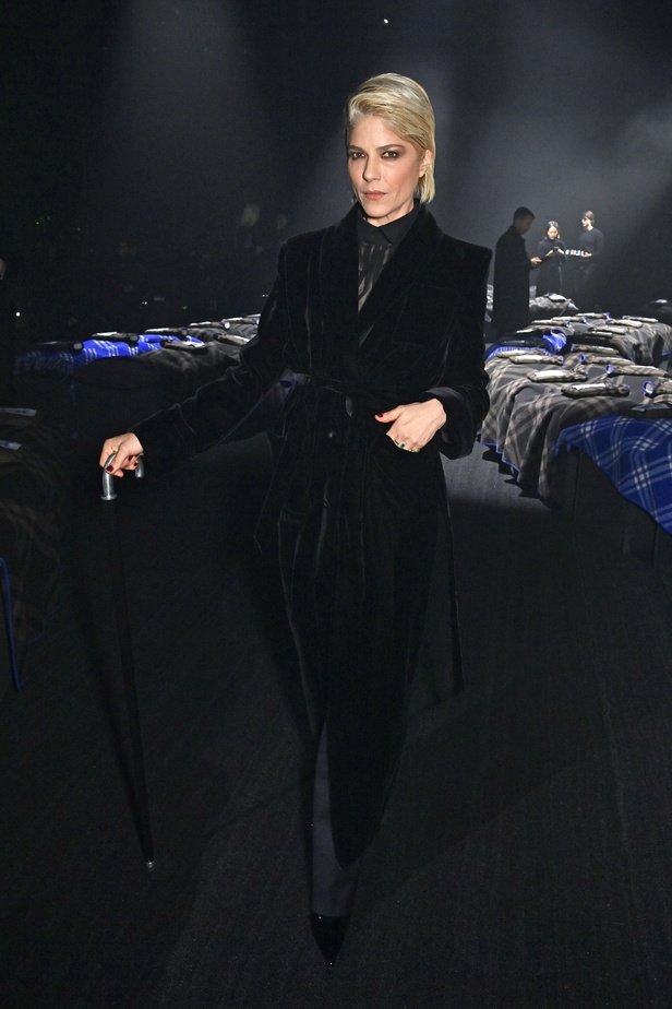 مجموعة Burberry لخريف وشتاء 2023-2024 