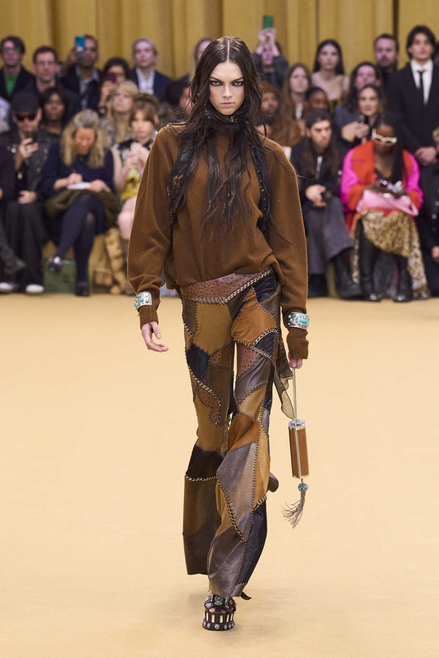 مجموعة Roberto Cavalli لخريف وشتاء 2024 في ميلانو