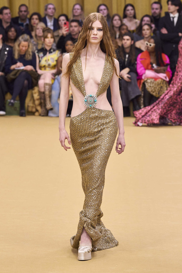 مجموعة Roberto Cavalli لخريف وشتاء 2024 في ميلانو