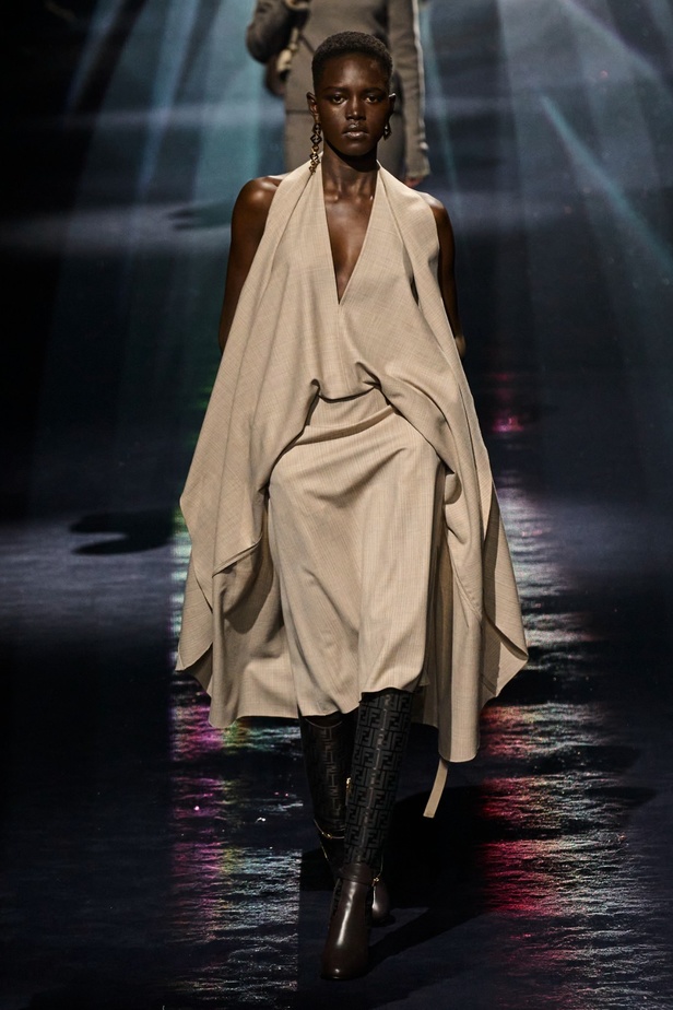 مجموعة Fendi لموسم خريف وشتاء 2023-2024