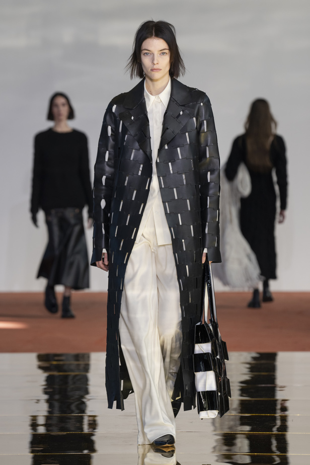 مجموعة Gabriela Hearst لخريف وشتاء 2024 