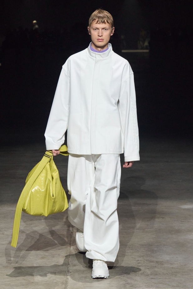 مجموعة Jil Sander عكست تصاميم أكثر جرأة مع الحفاظ على البساطة