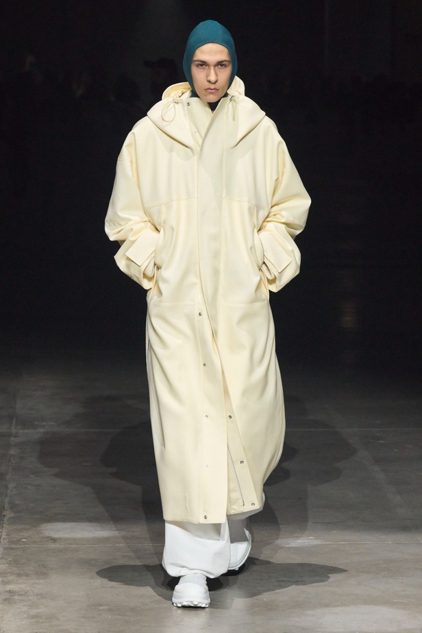 مجموعة Jil Sander عكست تصاميم أكثر جرأة مع الحفاظ على البساطة