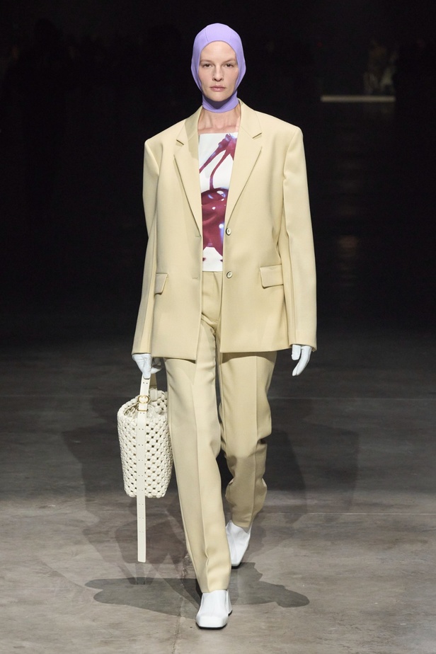 مجموعة Jil Sander عكست تصاميم أكثر جرأة مع الحفاظ على البساطة