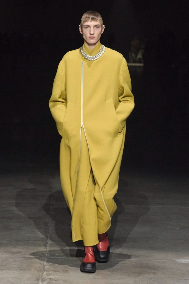 مجموعة Jil Sander عكست تصاميم أكثر جرأة مع الحفاظ على البساطة